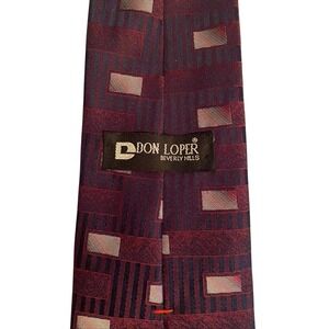 Don Loper Beverly Hills Mens Tie Burgundy Navy Geometric Swan Logo Polyester‎